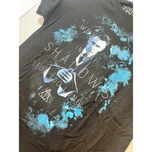 Fantastic Beasts Shirt Unisex M Black Movie Colin Farrell In The Shadows‎ Quote